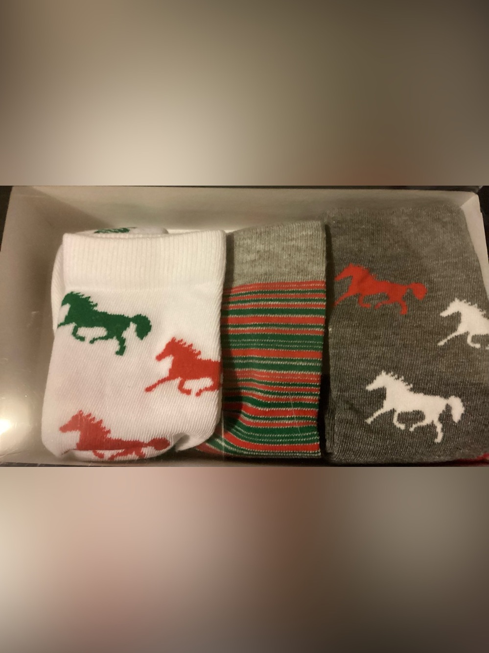 Wrangler Horse-Pattern and Striped Crew Socks - sz 6-9 White, Gray & Multi